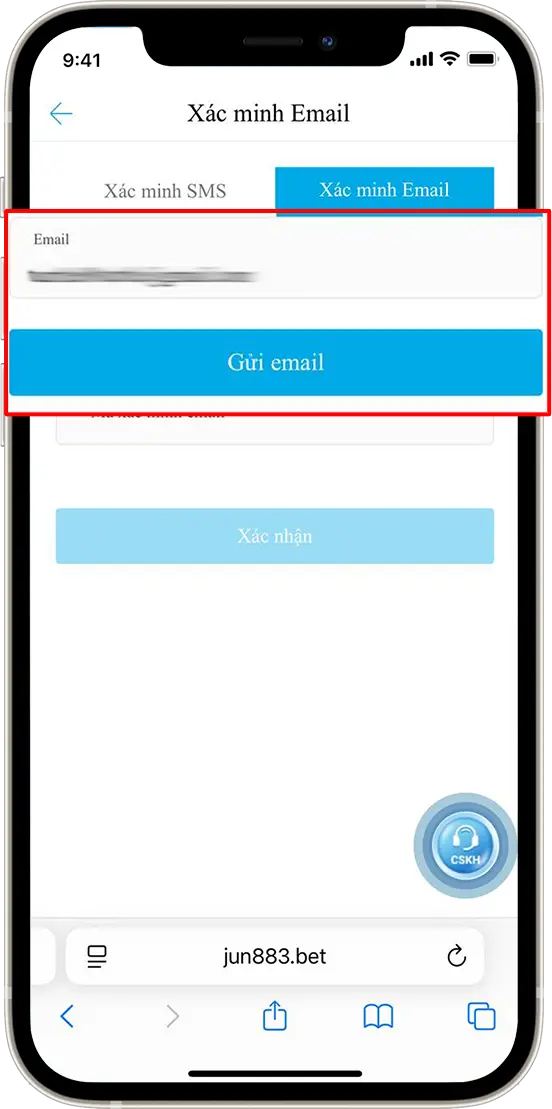 Bước 3:  Thêm email của bạn và nhấn Gửi mã